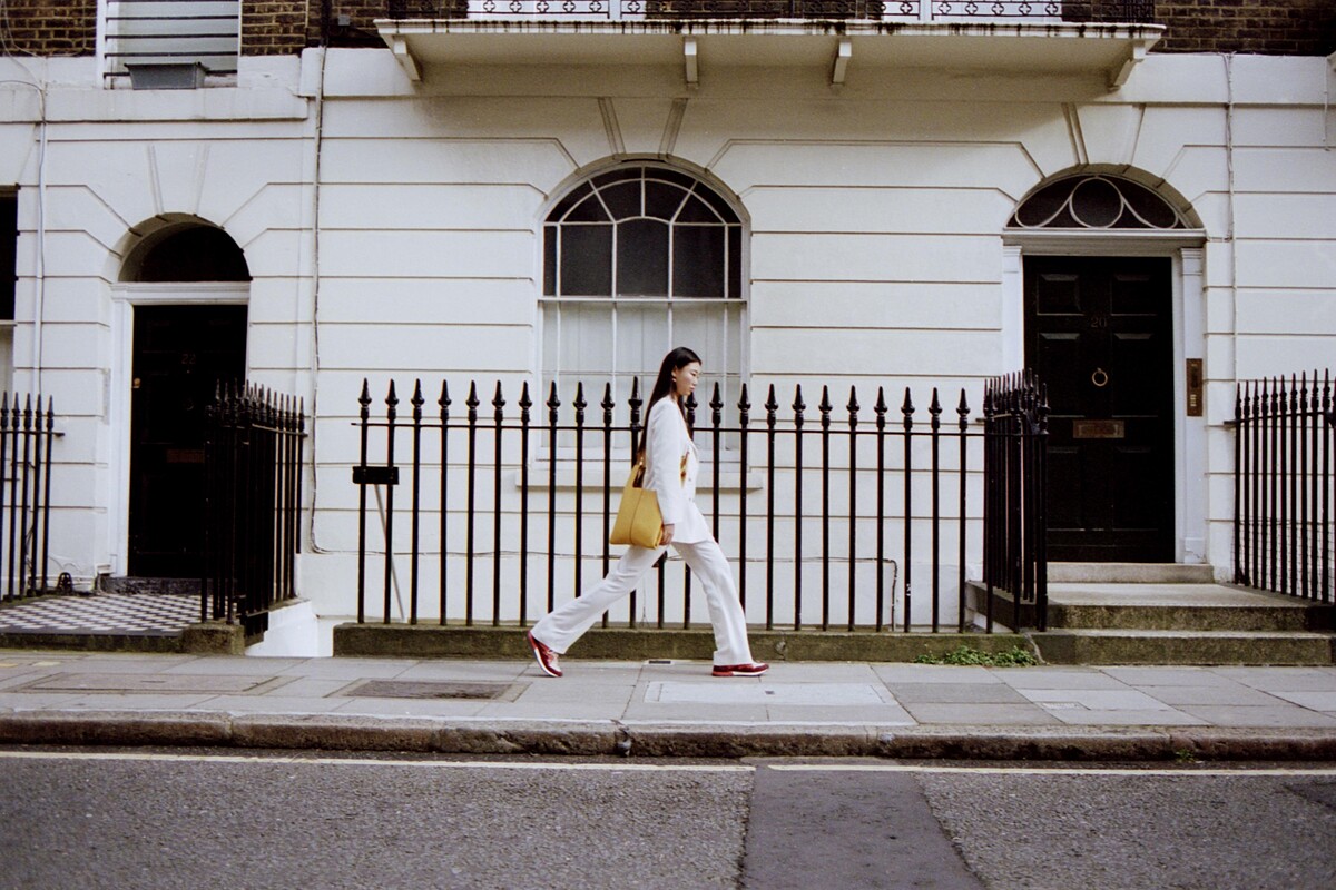 Johnny Coca帶領Mulberry開拓運動鞋領域