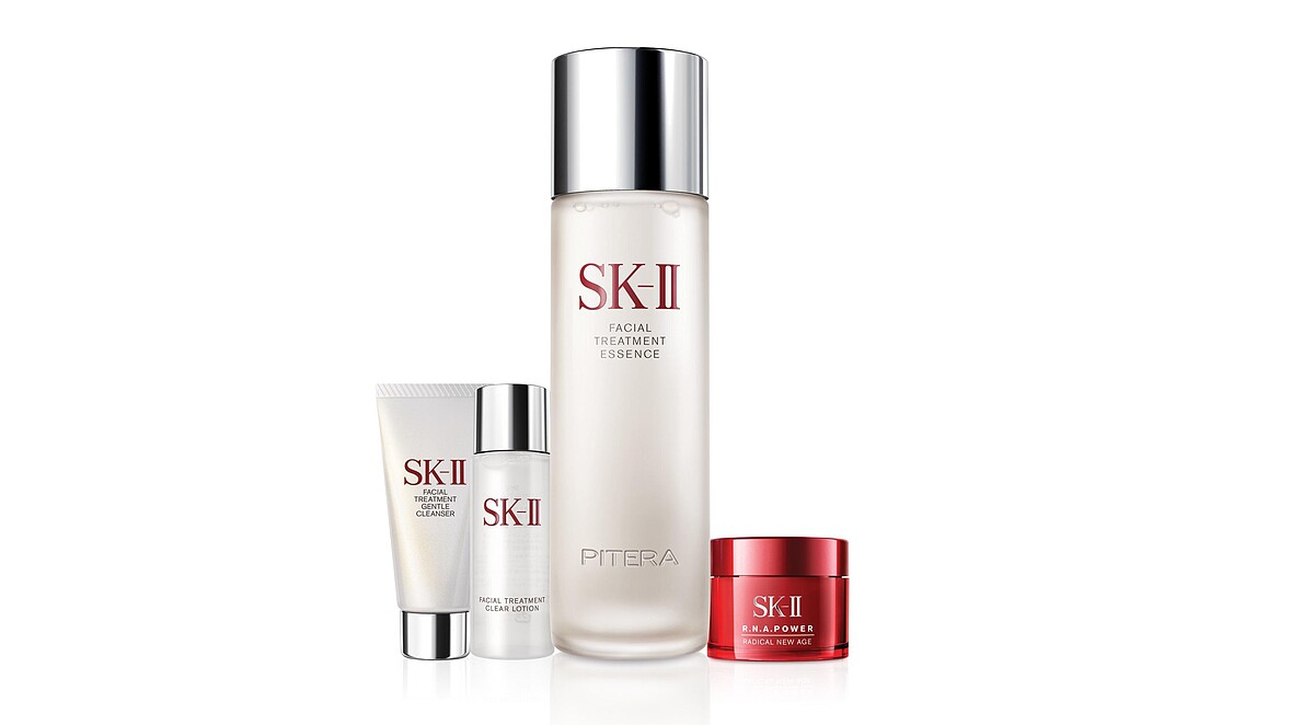 肌膚的保濕與穩定細緻透亮水嫩，素顏也不用怕！ SK-II青春經典特惠組，特價 NT5,625元