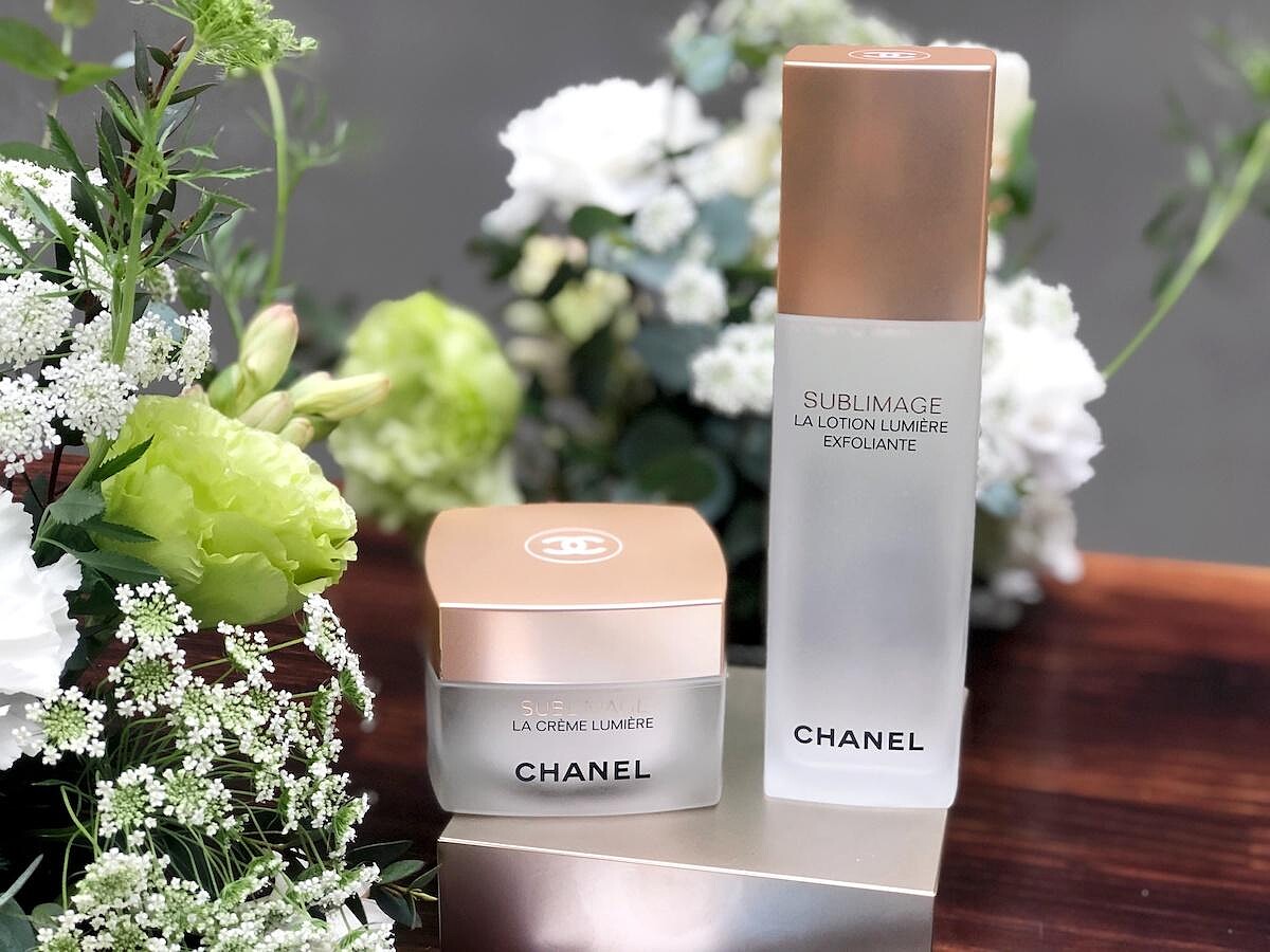 香奈兒奢華金燦煥白晶露和香奈兒奢華金燦煥白乳霜