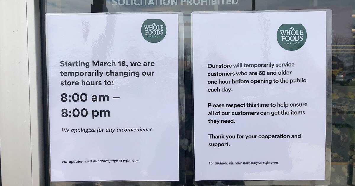 WHOLE FOODS 超市長者專用時段公告。