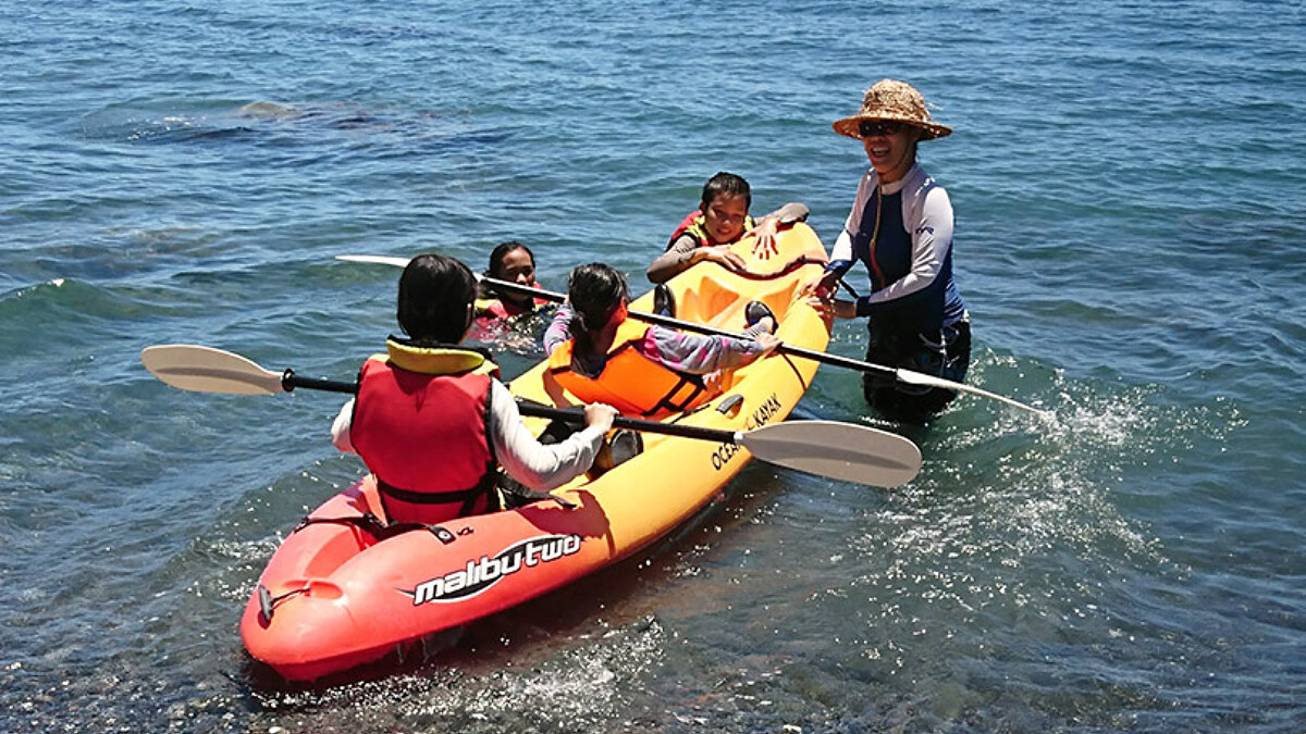 一場大病，她放下收入優渥、花錢不手軟的都市生活：我很感恩，還能夏天泡在海裡，賺點錢