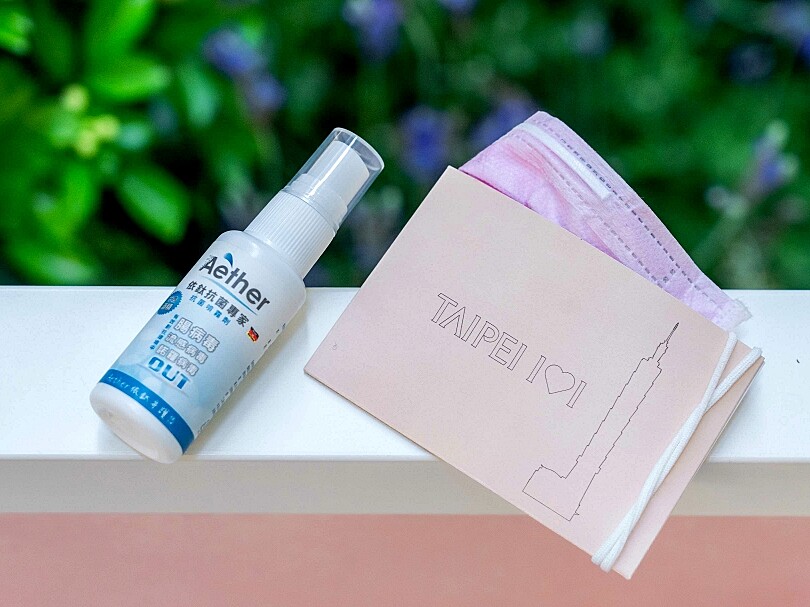 館內消費滿500元或參加母親節主題活動課程，即可兌換一份「防疫小禮包」