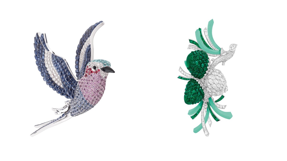 左：Lilac Breasted Roller 胸針。右：Pomme de pin 胸針。