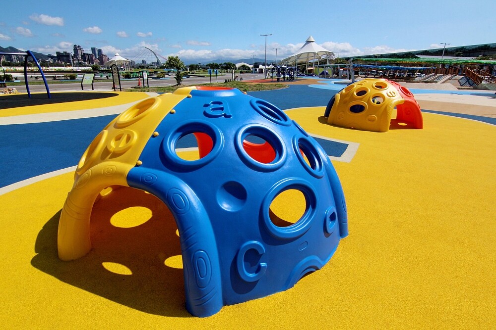 「躲藏小島」增添躲貓貓樂趣