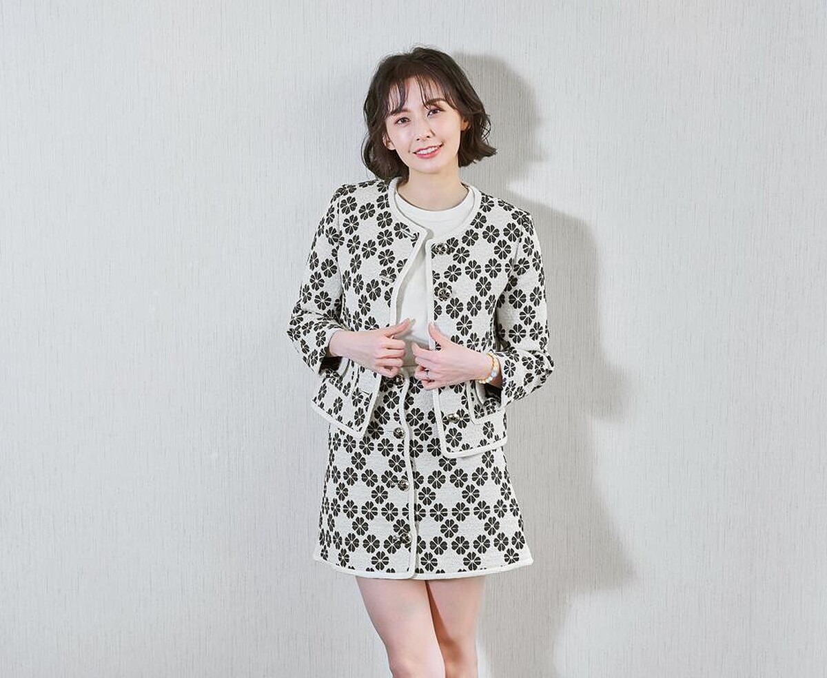 服裝提供Kate Spade