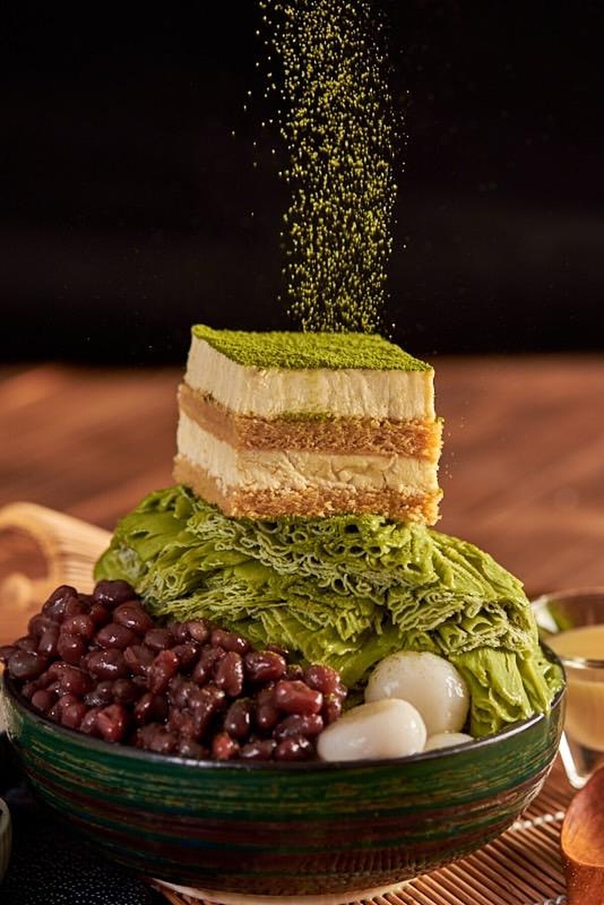 誠品生活松菸店｜花藏雪｜宇治金時提拉米蘇｜推薦價220元。