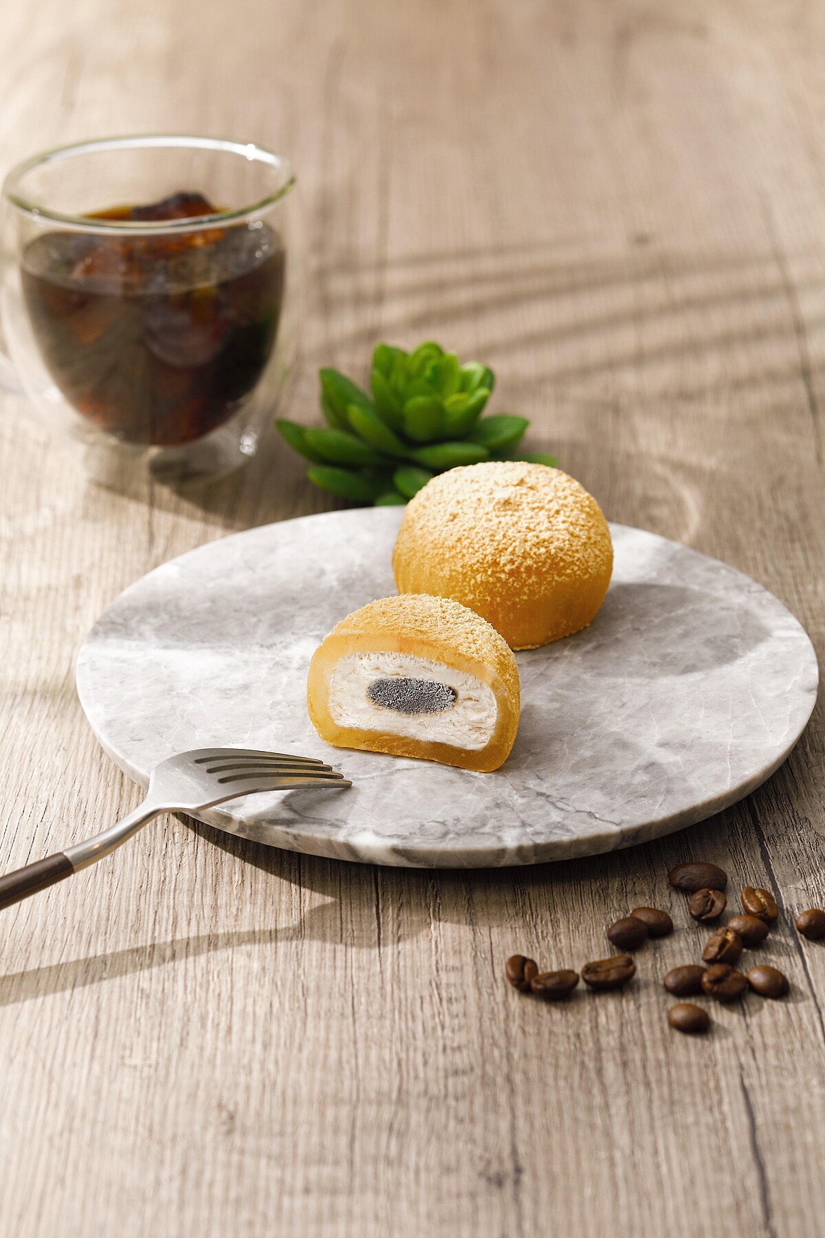 熱銷經典款黃豆卡士達星蕨餅