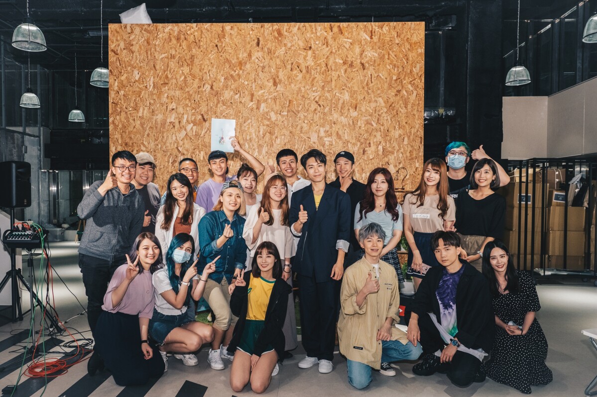 【CAPSULE提供】韋禮安線上開唱，20 組 YouTube 創作者到場力挺