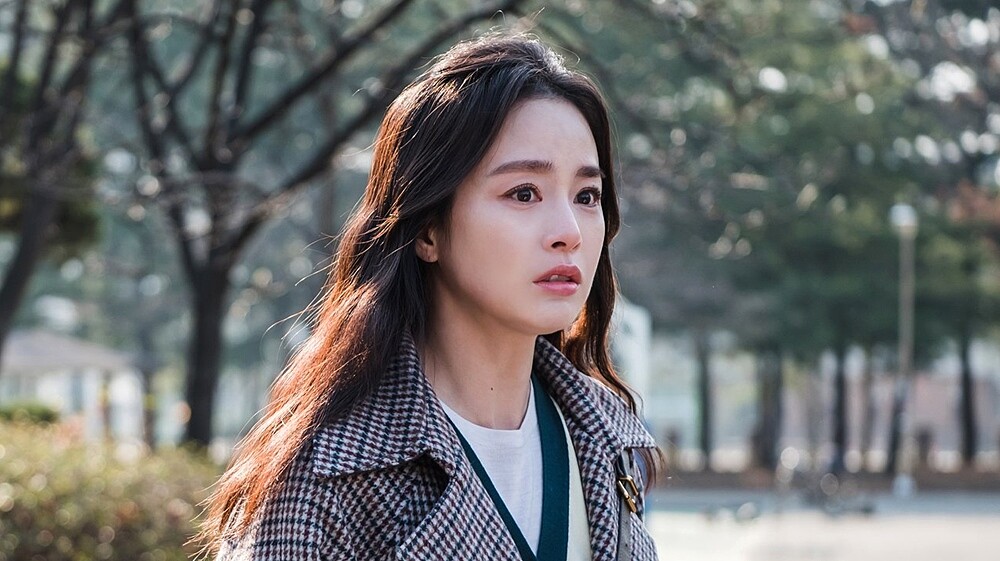 父母辛苦把你養大，可不是為了讓你在男人面前委曲求全。你要找的，是一個能給你呵護，懂得欣賞你的人。