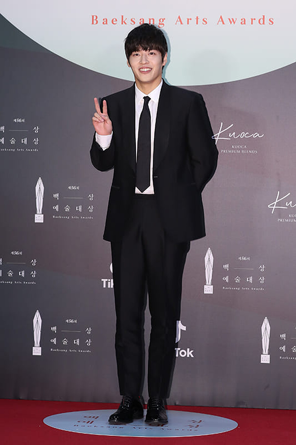 最佳男女主 姜河那 《山茶花開時》