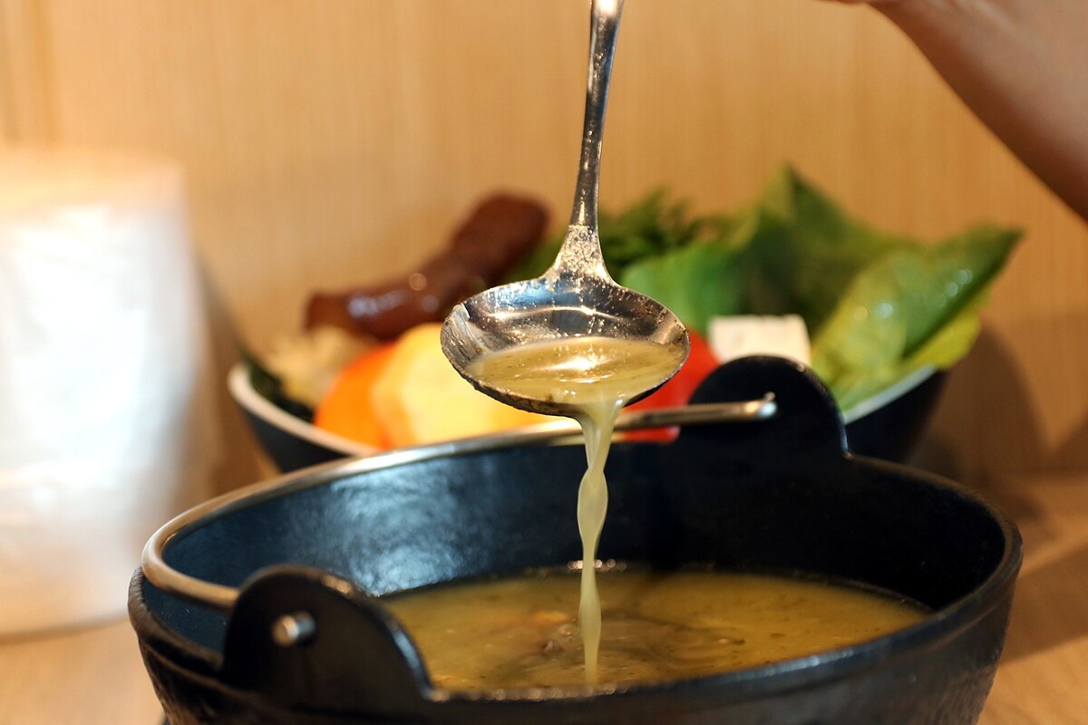 馥郁香濃的白蘭地燉雞湯