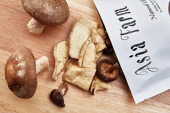 亞細亞田園 綜合菇脆片（ 60g / 包 ） $140