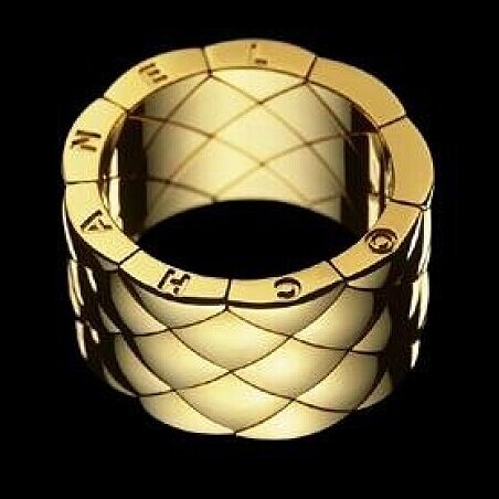 1998年，菱格紋圖騰珠寶作品Matelass&eacute; 