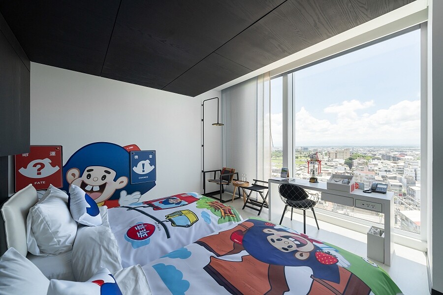 「打通關」主題房