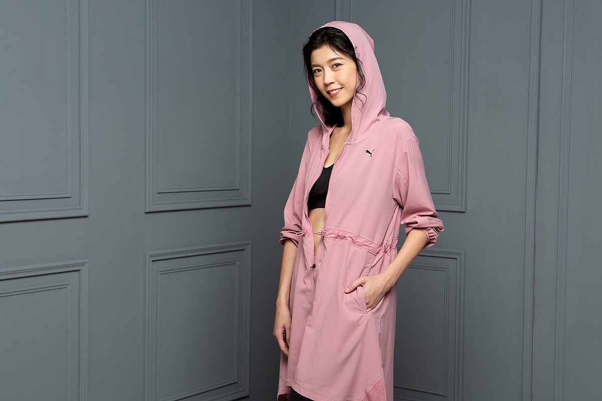 PUMA訓練系列Studio長版連帽外套,NT2,580