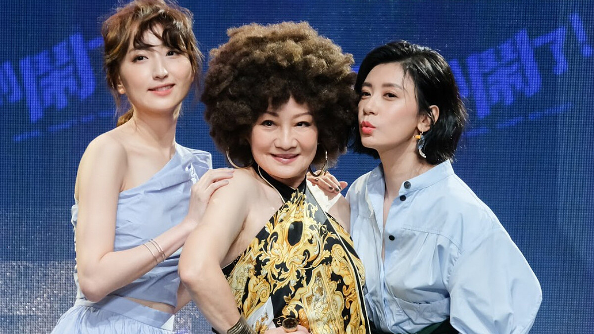 《媽，別鬧了》賈靜雯、柯佳嬿攜手比莉姐爆笑演出！改編《我媽的異國婚姻》，60歲媽媽遠嫁澳洲的真實故事