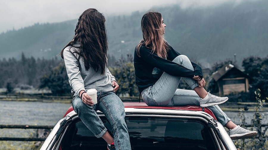 絕交不可惜， 朋友得經過挑選，而非盲目搜集。你的好，應該留給值得的人。