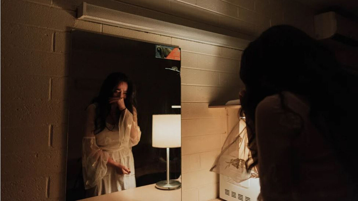 「你有家庭可以回，我的傷痛要歸給誰？」新北衛生局墜樓案：為何漏接性侵受害者？