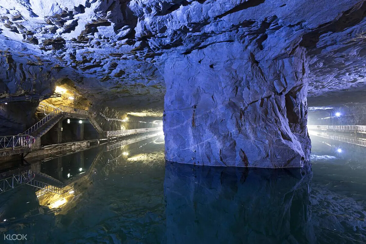 金門翟山坑道。Source: KLOOK