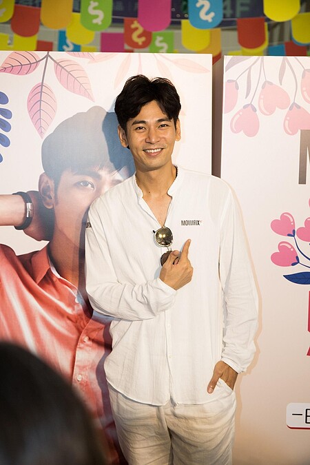 MOLLIFIX瑪莉菲絲高雄夢時代快閃店邀請楊子儀擔任一日店長