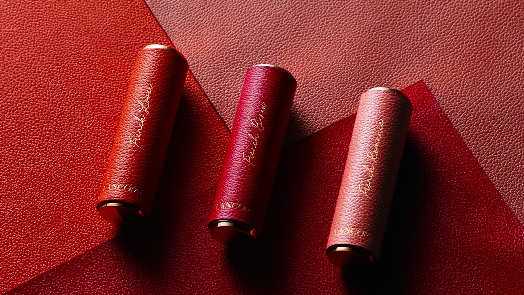 蘭蔻2020七夕情人節唇膏美出新高度！法國工匠手工縫製的皮革包裝x燙金情話，真的極度浪漫