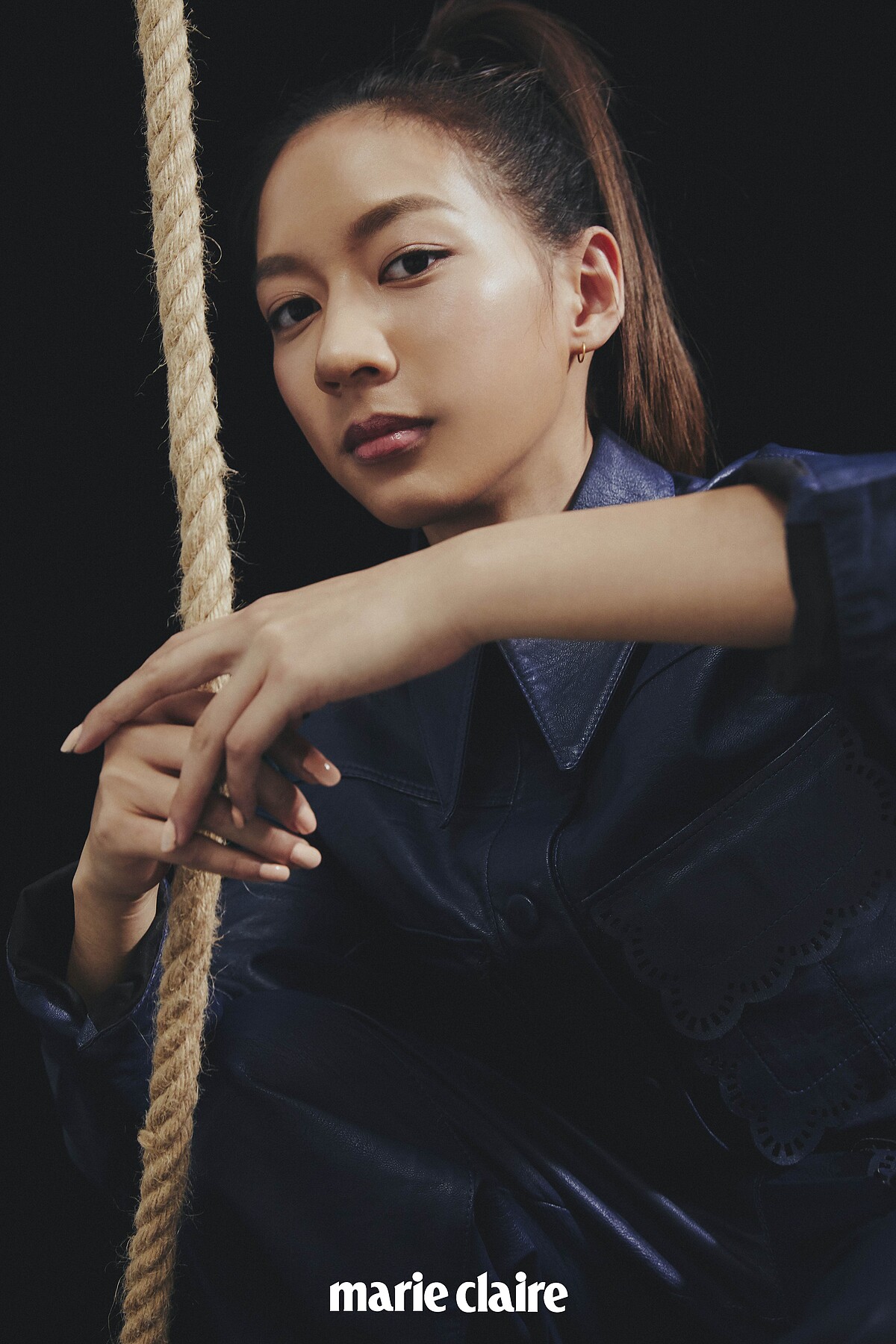 深藍色雕花連身褲，Stella McCartney。