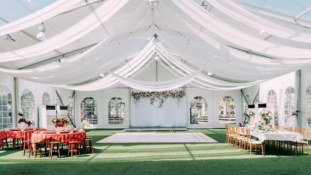音樂庭園擁有浪漫白色浪漫帳篷