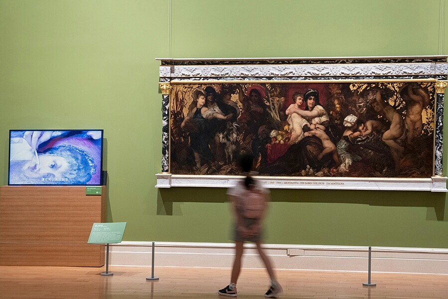 藝術廳還展出修復後的馬卡作品〈豐饒：大地的禮物〉