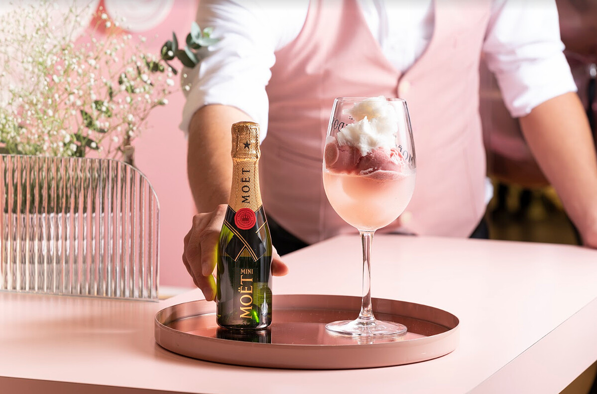 「Lady Mo&euml;t」 （玫瑰覆盆莓雪酪香檳調酒）