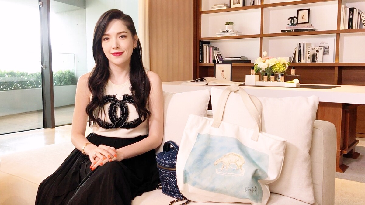 許瑋甯 What’s in My Bag 隨身包包公開，最愛香水、氣墊粉餅、精油、環保小物...女神私物一次看