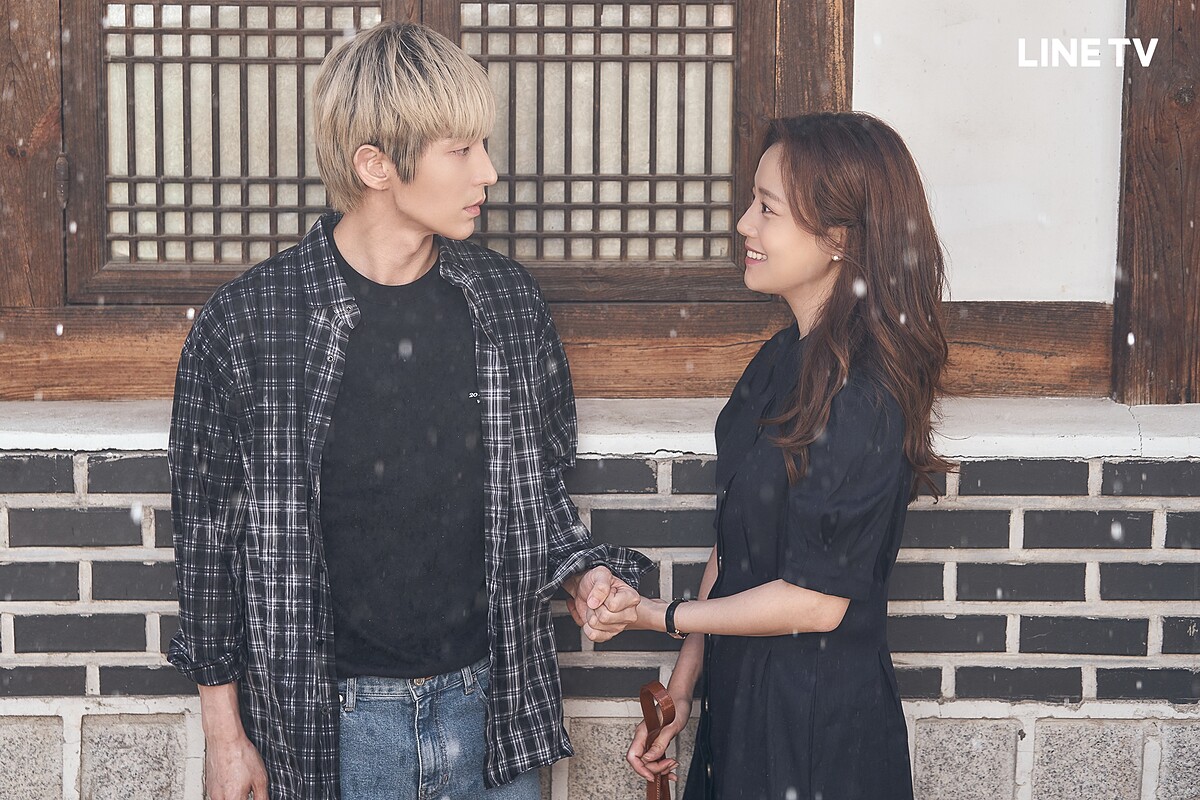 李準基、文彩元(圖/LINE TV提供)。