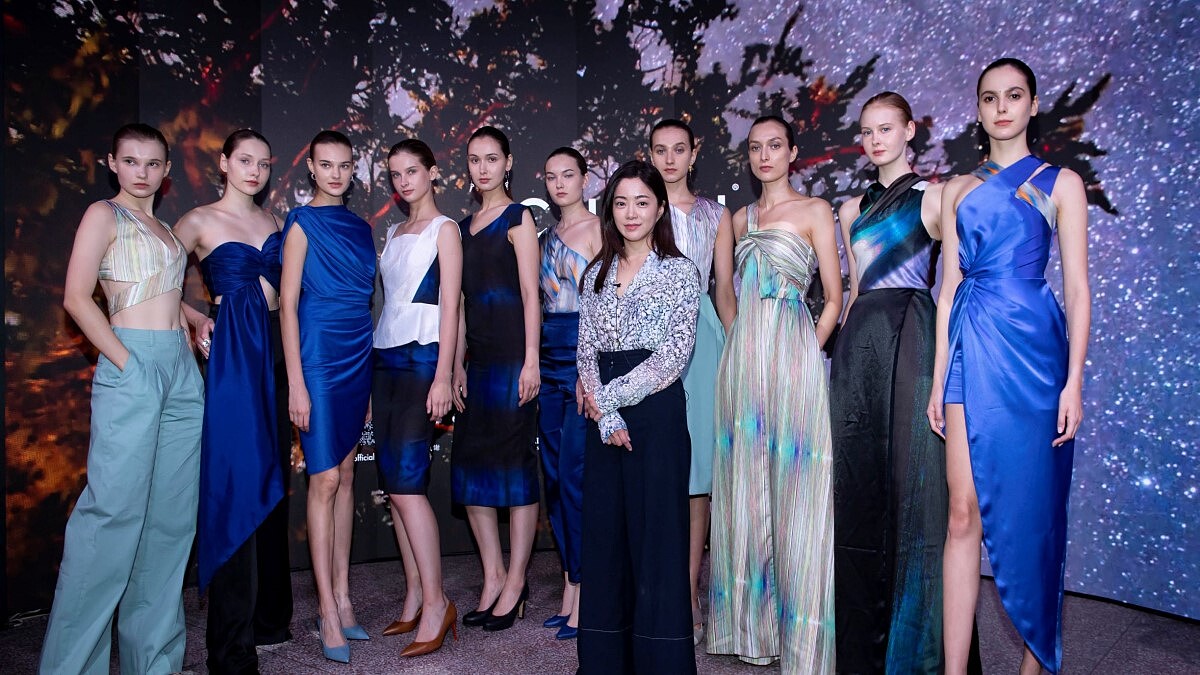 2020臺北時裝週｜C JEAN 2021SS 新作發表—「Starry Starry Night」，城市的光照亮夢想，而人們則需要找回內心遺失的光