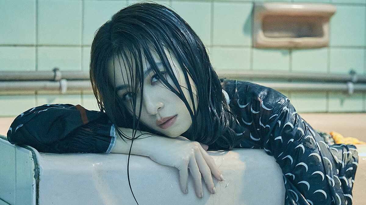 田馥甄〈無人知曉〉7分鐘MV化身外星人：愛上一個人不是相同頻率，無疾而終的悲催結局 