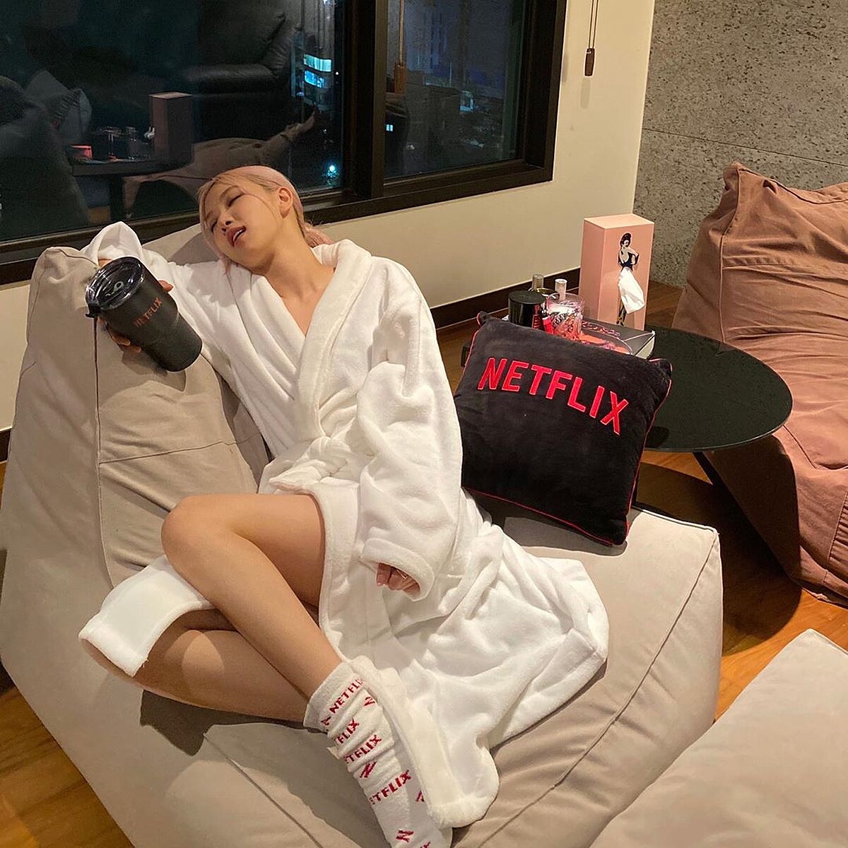 BLACKPINK Ros&eacute; 整套 Netflix「居家系列」超時髦