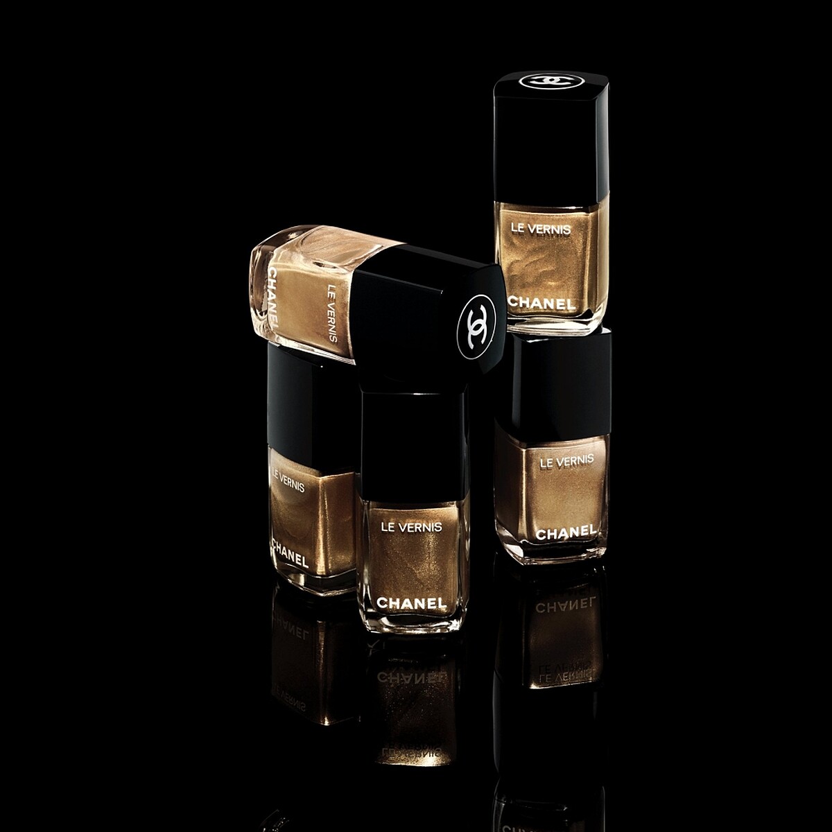 CHANEL香奈兒恆彩指甲油情境圖