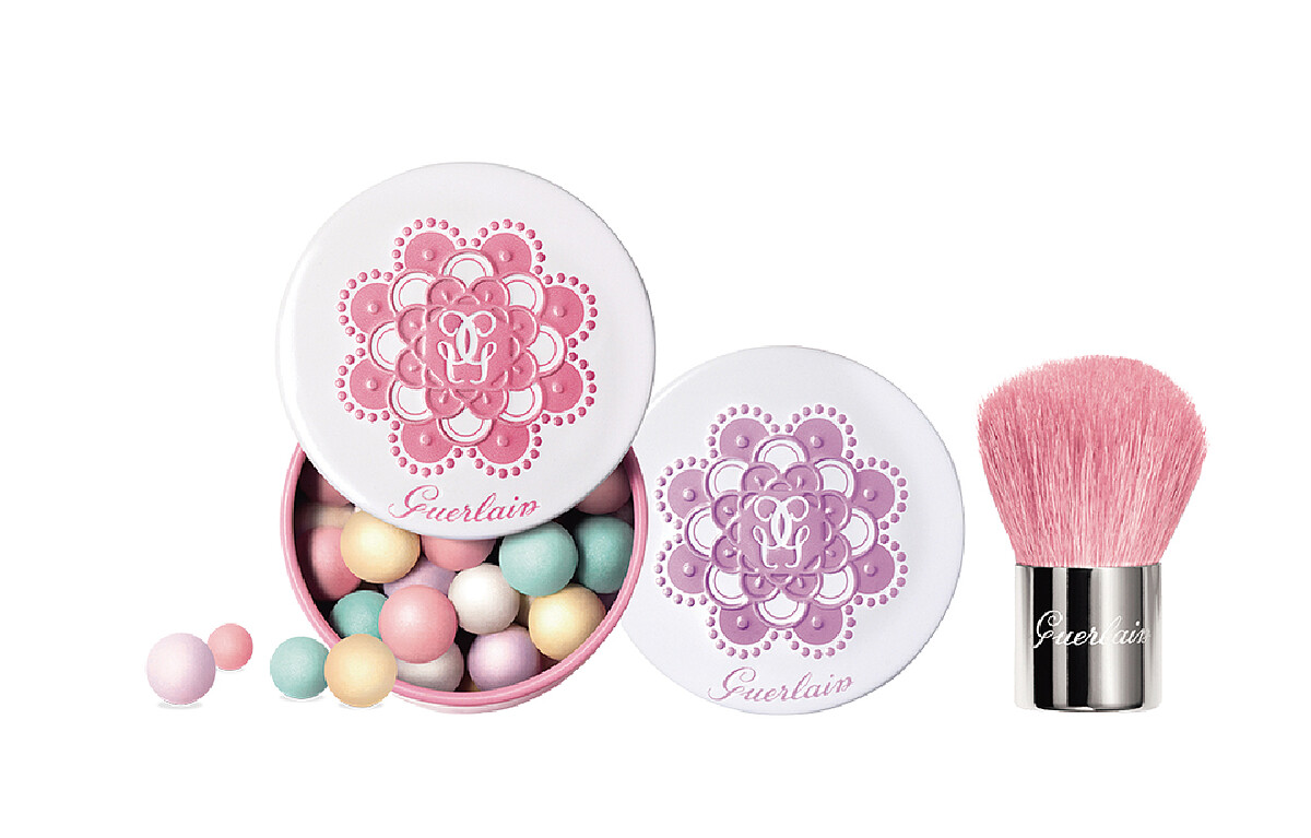 10/8-11/10板橋大遠百GUERLAIN_幻彩流星蜜粉球迷你隨身組推薦價2180元，限量30組。