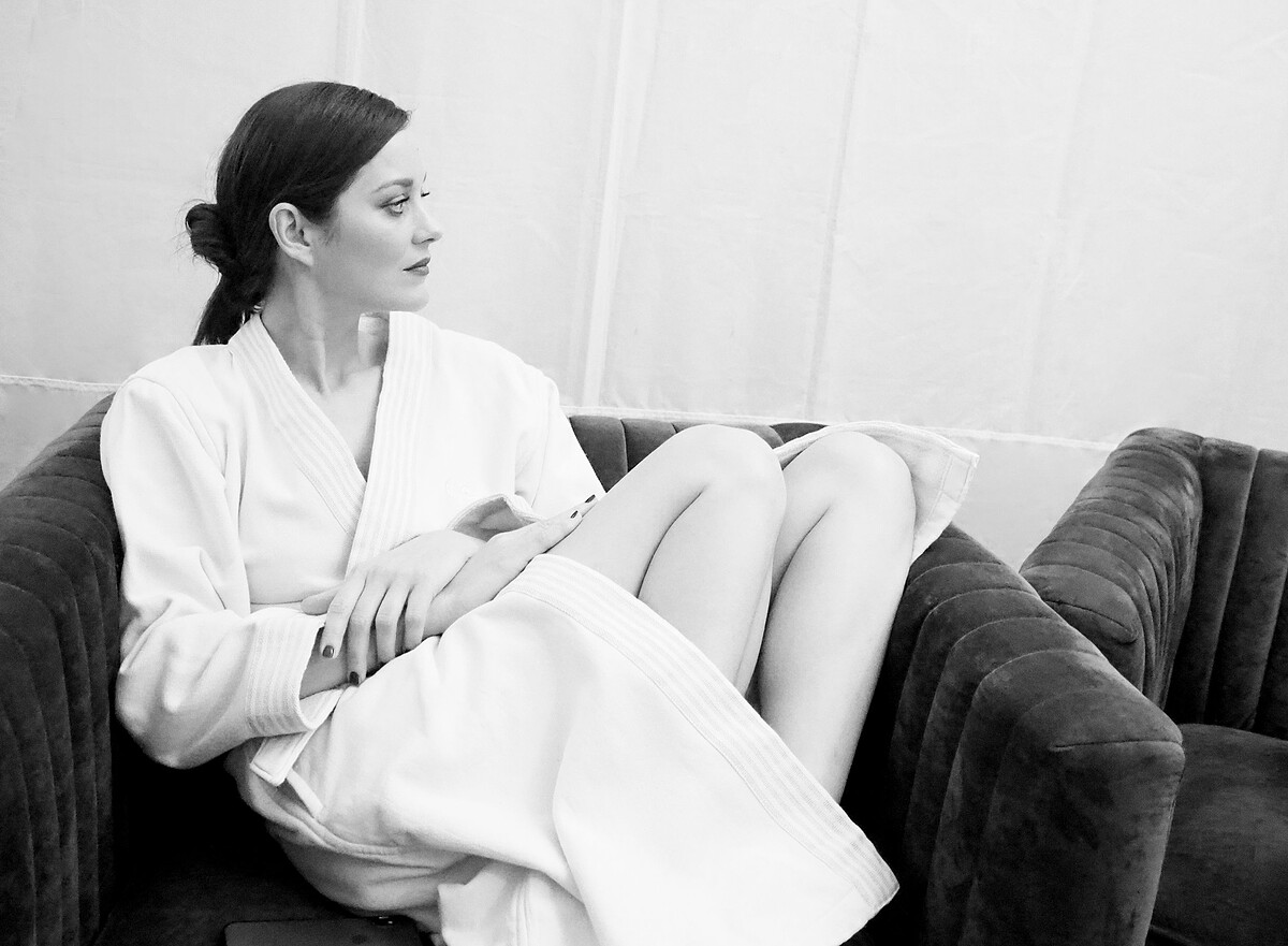 瑪莉詠表示她對香奈兒 N&deg;5 香水一見如故。它不只是香水，更像是一件藝術品。它的配方不僅是個秘密，瓶身設計也猶如現代畫作。