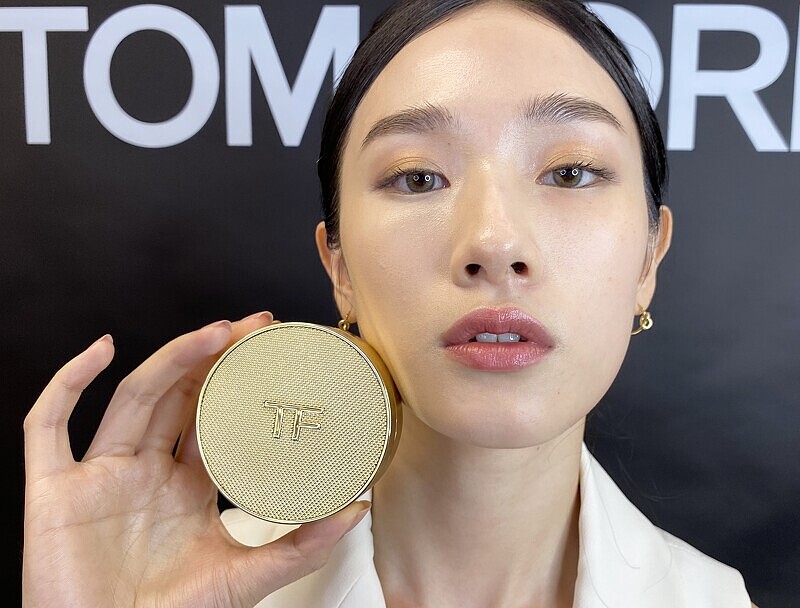 TOM FORD最上鏡奢華時尚氣墊粉餅妝感