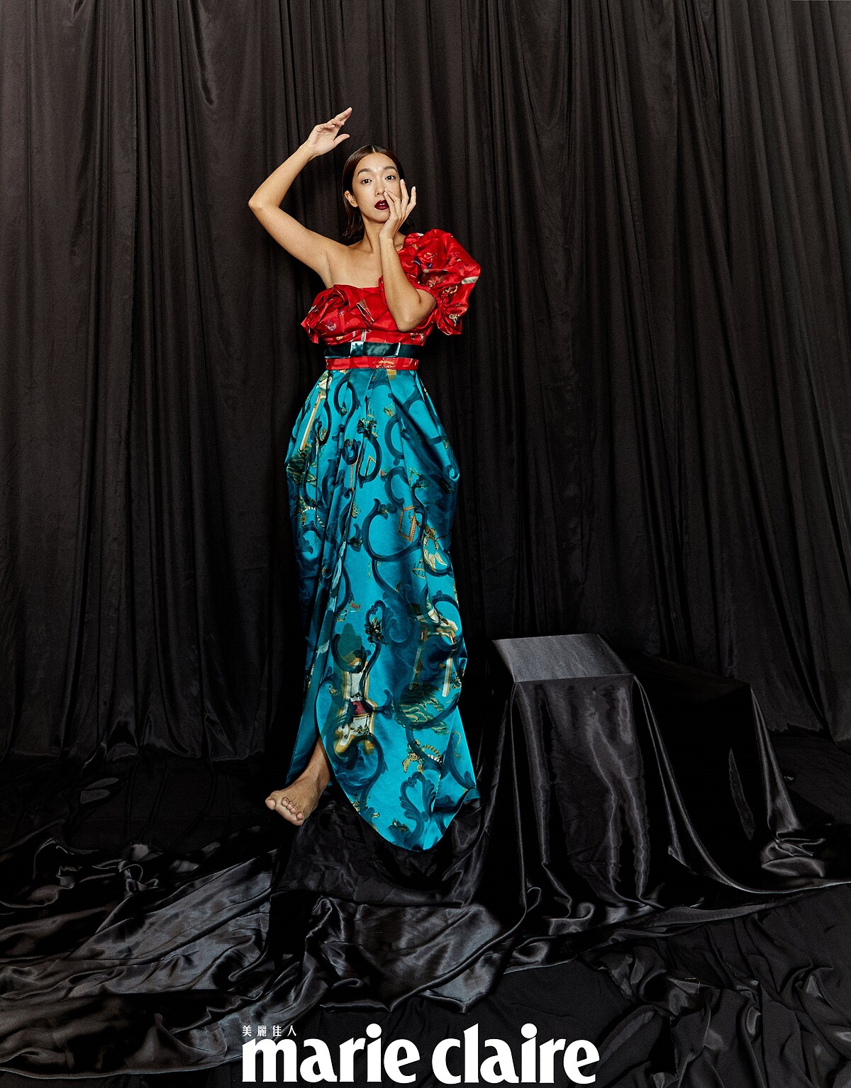  單肩印花洋裝，Shiatzy Chen