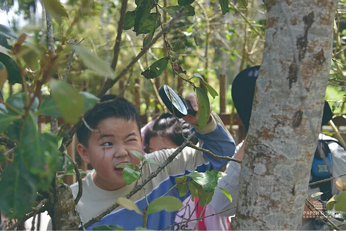 親子一同來訪體驗農村文化與生態旅遊的樂趣。Source: KLOOK