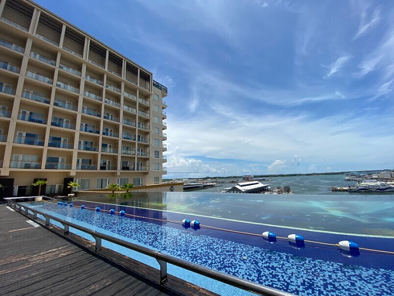 澎湖福朋喜來登酒店 26米長無邊際泳池