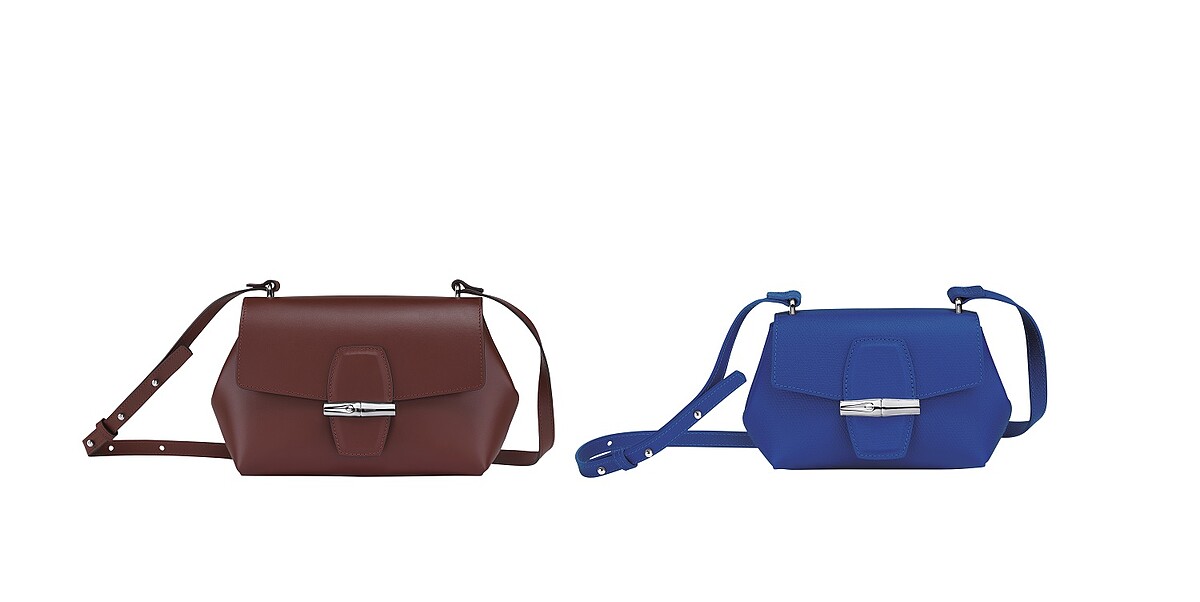 Roseau系列小型斜背包(紅褐色)，建議售價NT18,700、Roseau系列迷你斜背包(寶藍色)，建議售價NT15,700