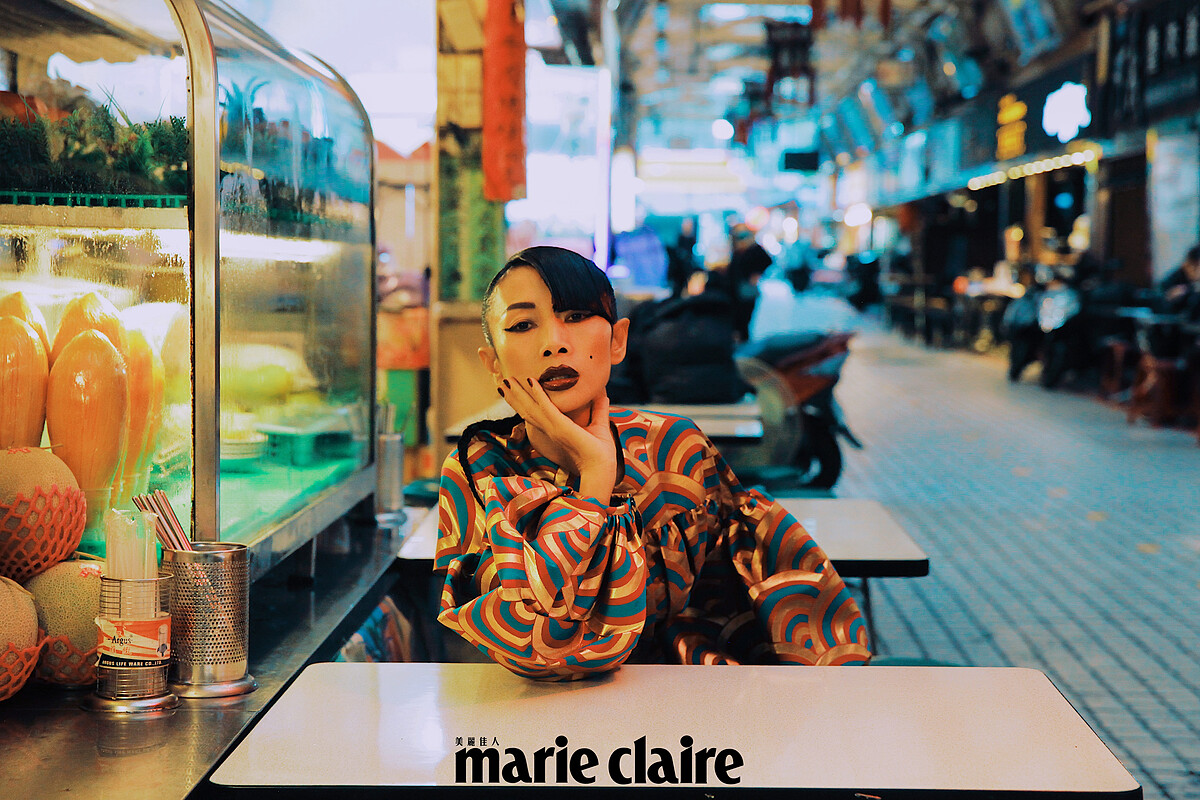  結構感洋裝，Loewe。