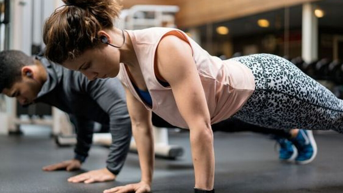 要練就要練對！3個伏地挺身常見的錯誤姿勢&amp;amp;矯正動作示範 