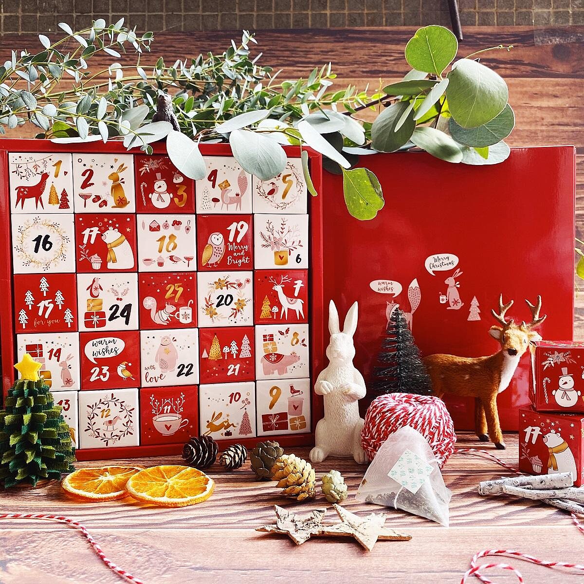 誠品生活耶誕市集|森小姐的茶店|聖誕歡慶倒數月曆禮盒|特價1,088元|原價1,968元。