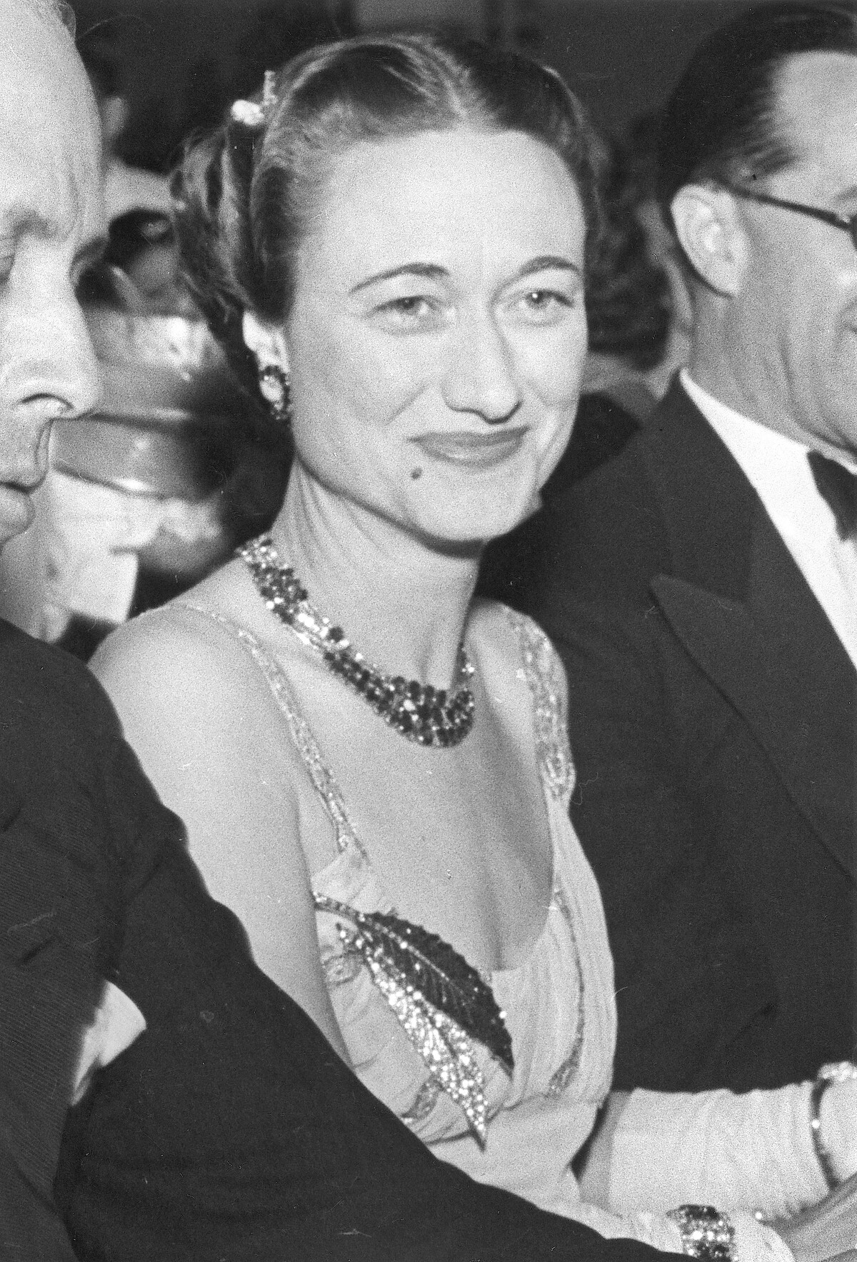 溫莎公爵夫人（Duchess of Windsor, Wallis Simpson）的珠寶收藏：Van Cleef & Arpels（VCA）Deux Plumes胸針