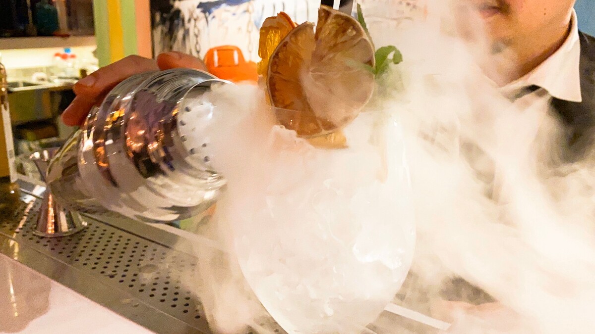 禁止酒駕，未滿18請勿飲酒