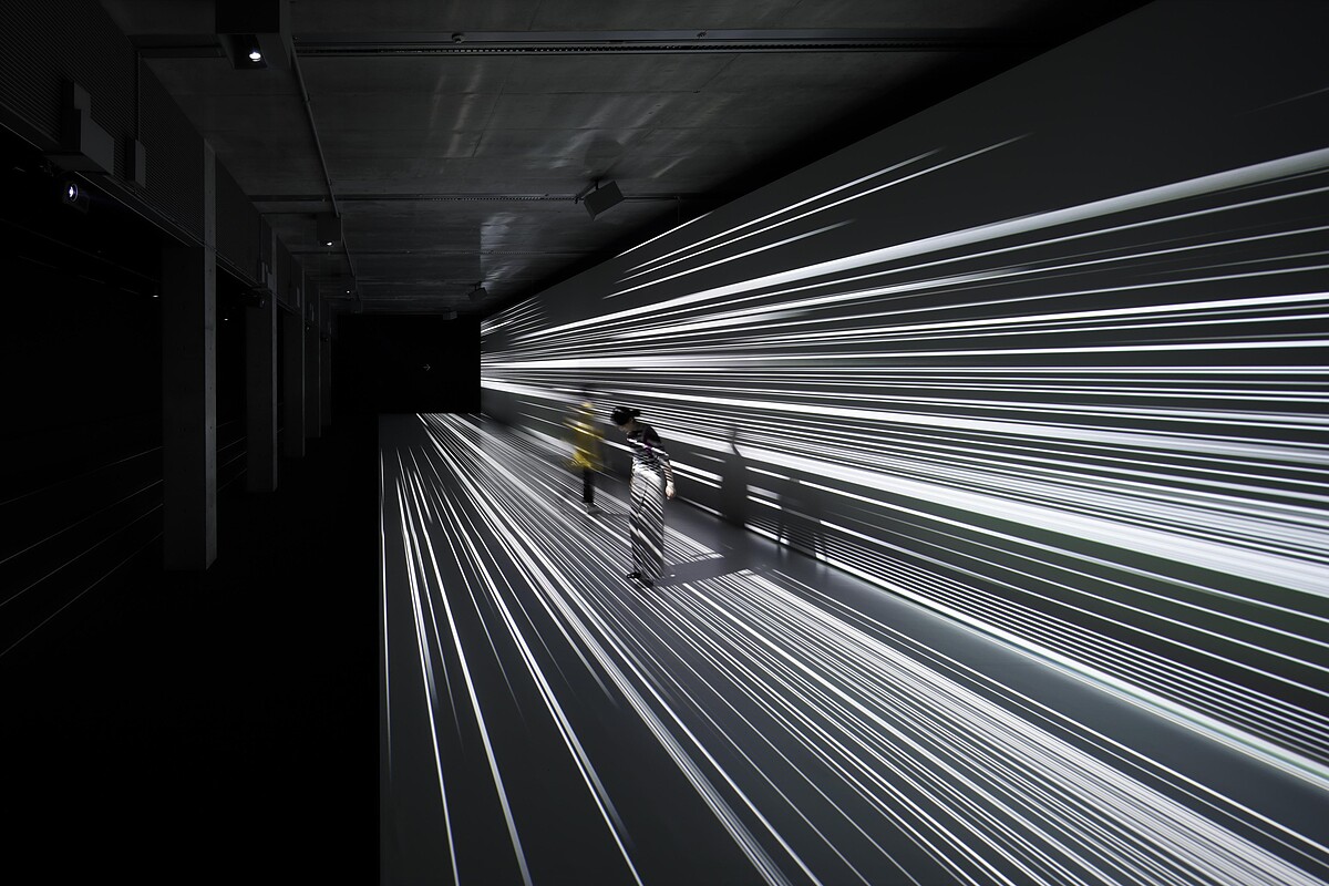 「 in fibrils 」梅田宏明