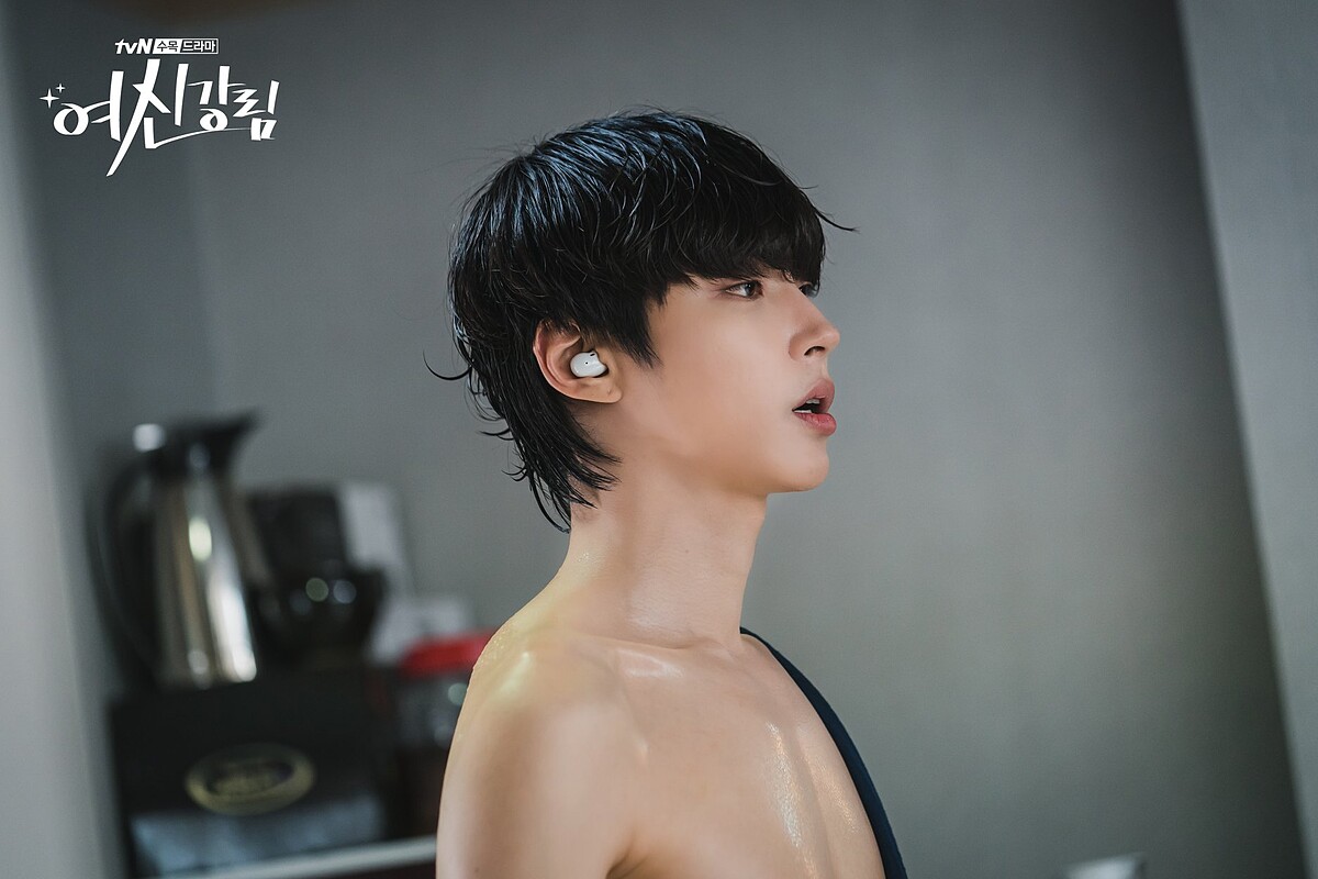 女神降臨/黃仁燁