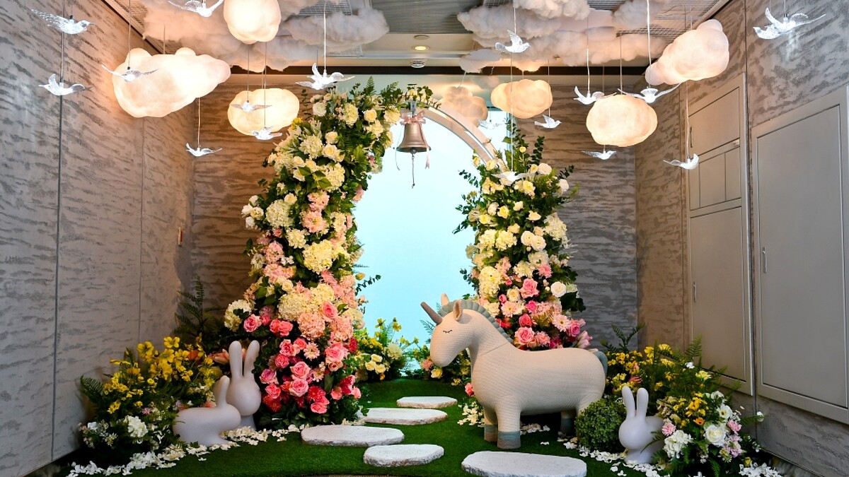 93樓「敲敲幸福鐘」